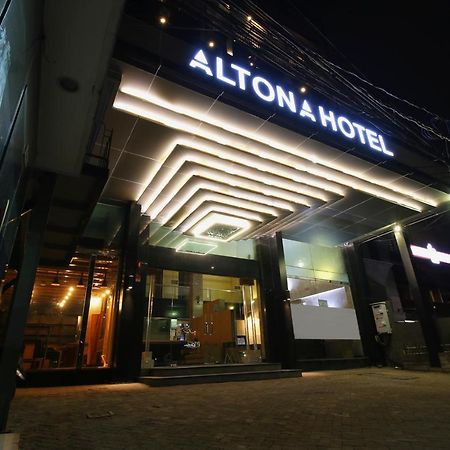 Altona Hotel Джакарта Экстерьер фото