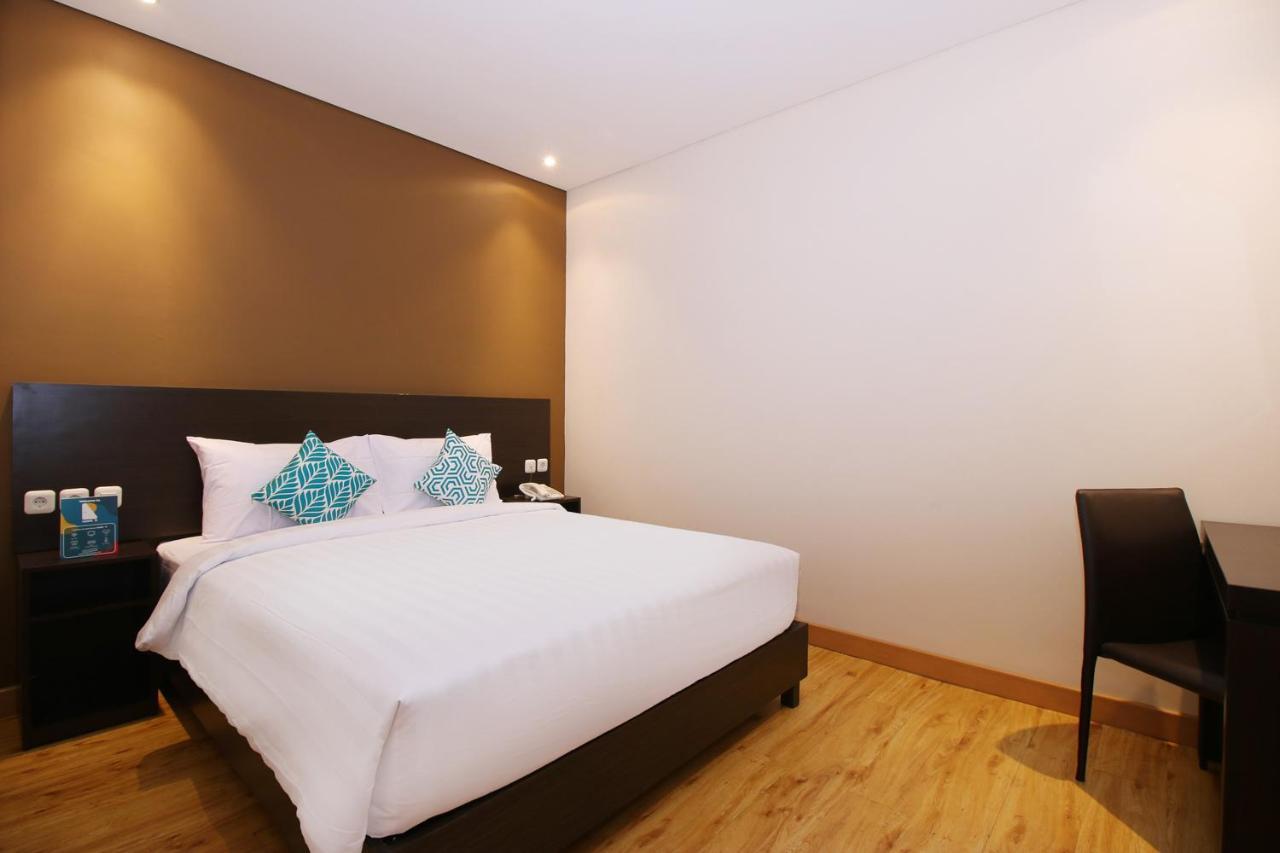 Altona Hotel Джакарта Экстерьер фото